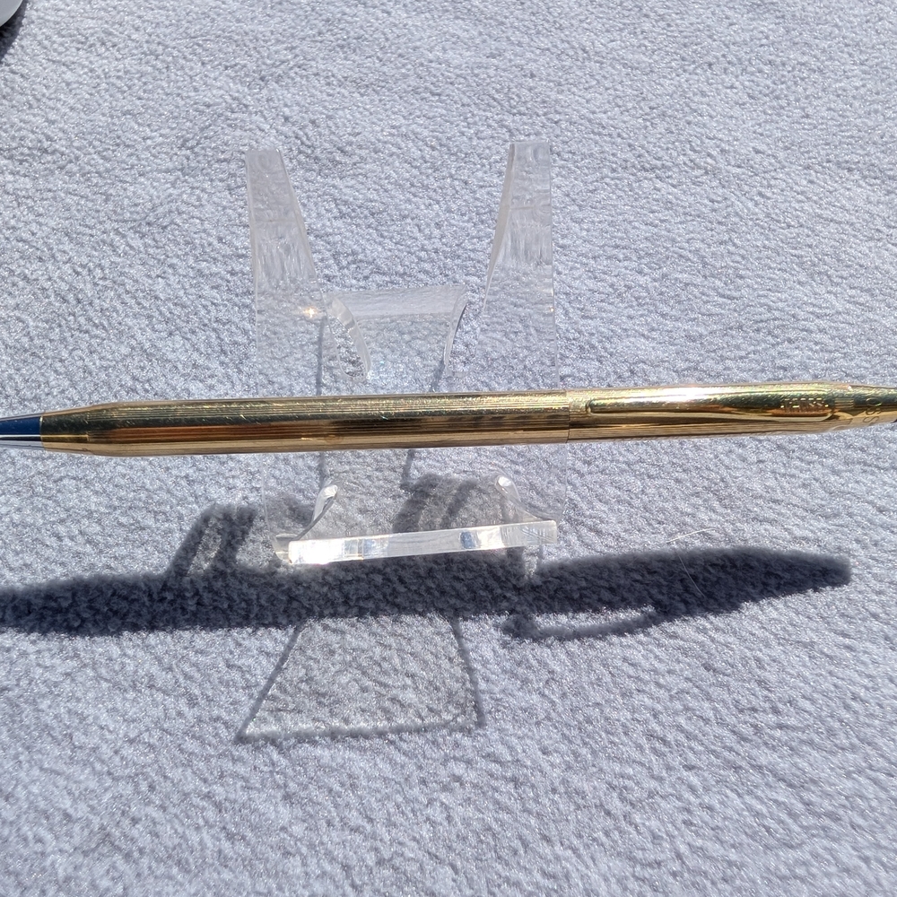 Cross Century 10 kt Gold Fill Ballpoint - Classic Metal Design